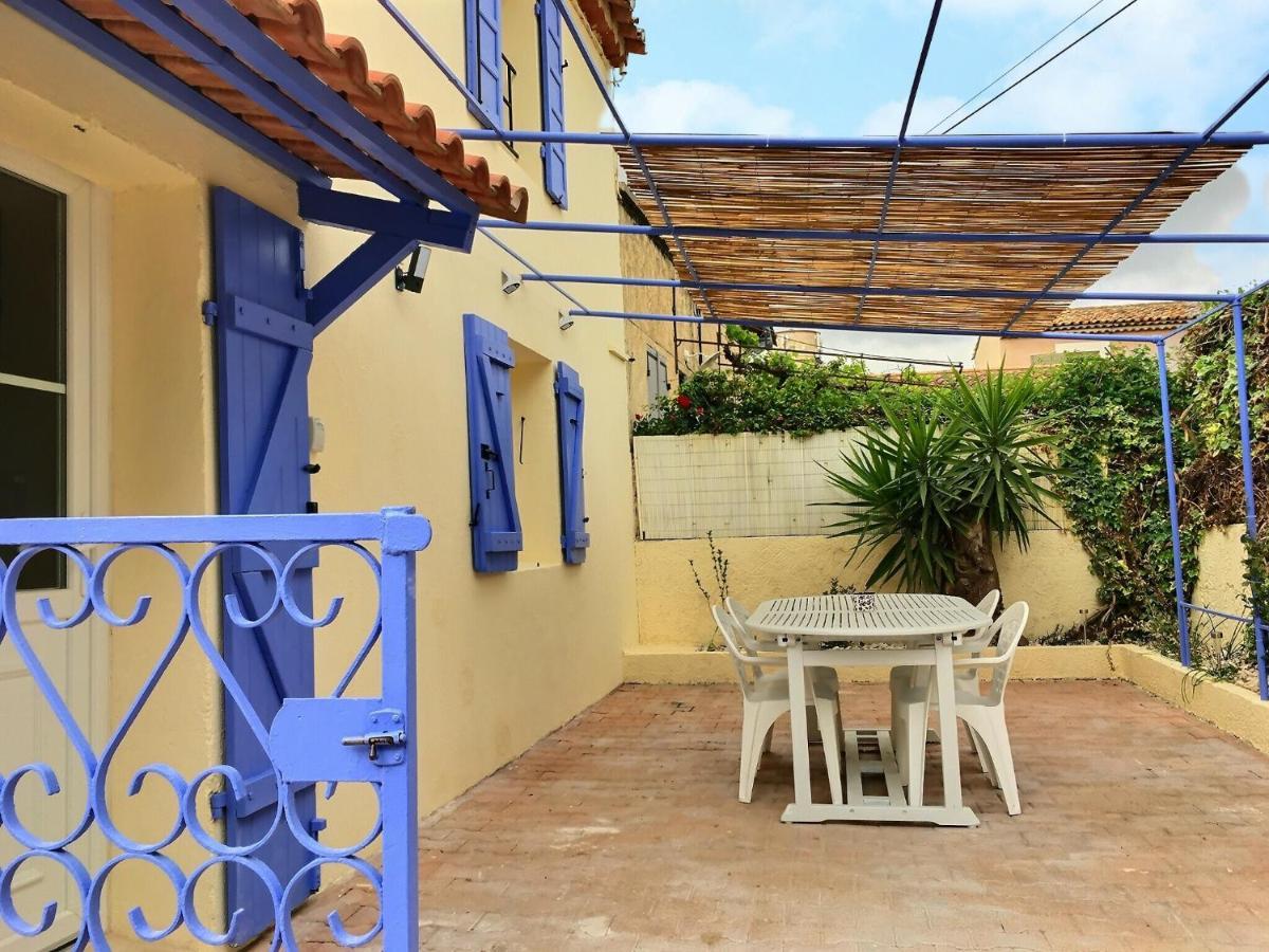 Bleu Lavande - Coquet Appartement Ambiance Village Istres Esterno foto