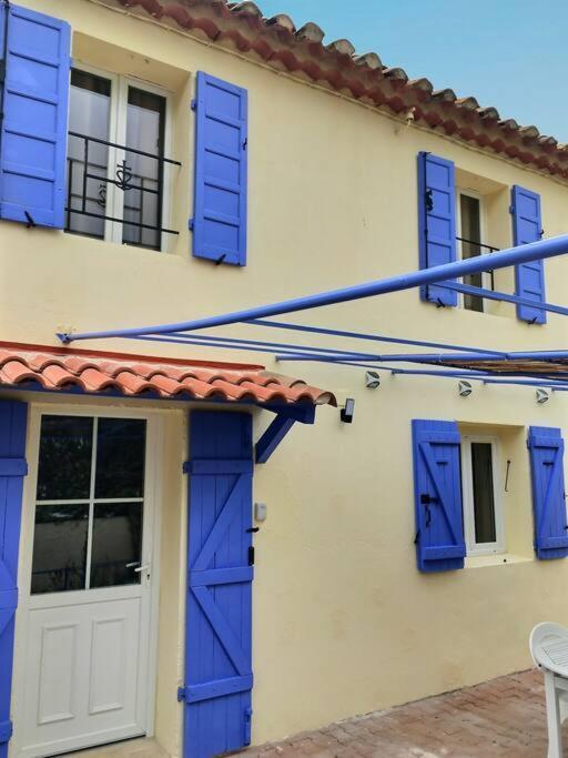 Bleu Lavande - Coquet Appartement Ambiance Village Istres Esterno foto